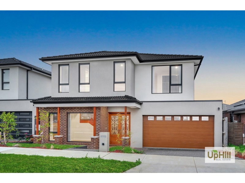 34 Gallant Drive, Clyde North VIC 3978