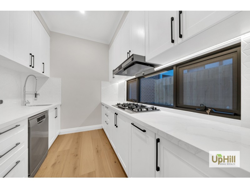 34 Gallant Drive, Clyde North VIC 3978