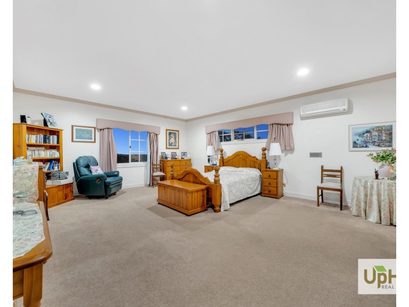 10 Aranmore Crescent, Narre Warren North VIC 3804
