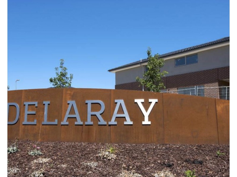 7 Salamanca Drive, Clyde North VIC 3978