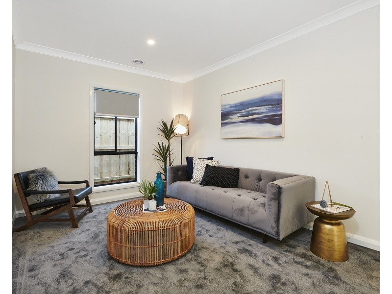 22 STANLEY DRIVE, Officer VIC 3809