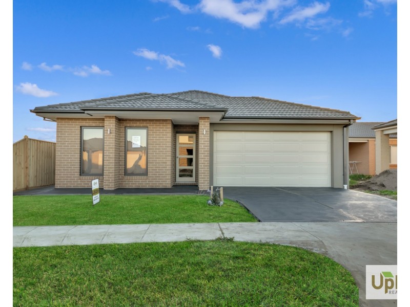 1 Shrewsbury Place, Clyde VIC 3978