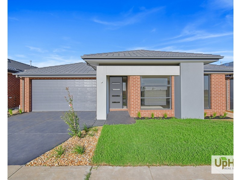 26 Aravalli Crescent, Clyde North VIC 3978