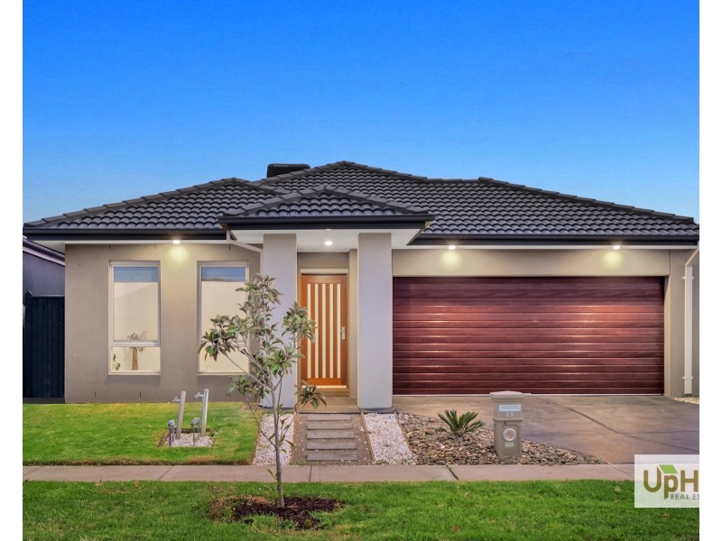 25 Gardenia drive, Beaconsfield VIC 3807