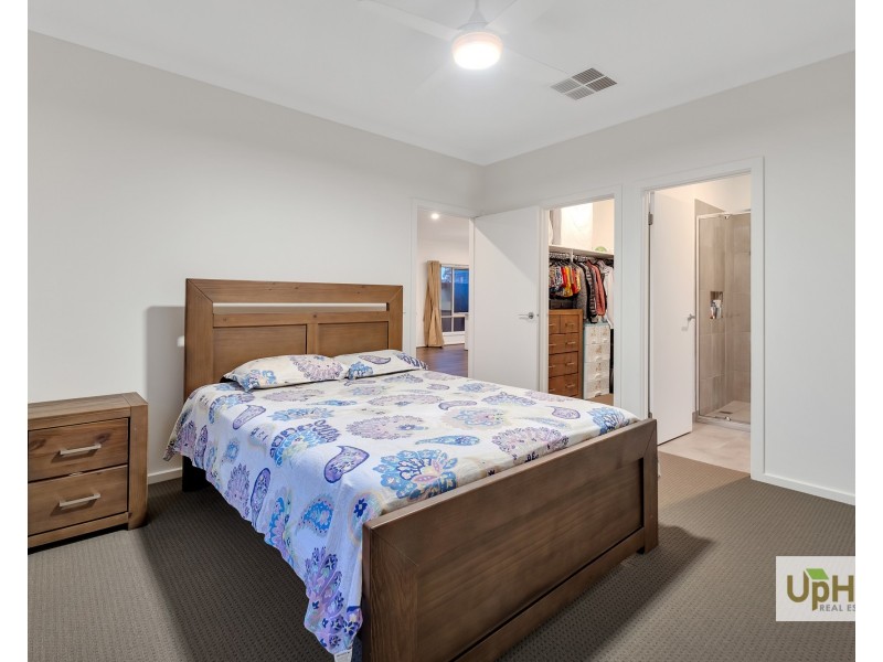 25 Gardenia drive, Beaconsfield VIC 3807