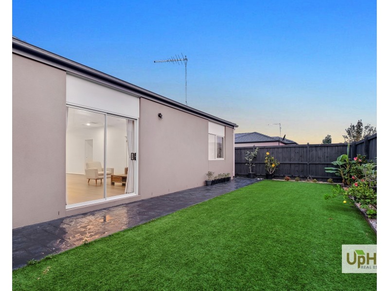 25 Gardenia drive, Beaconsfield VIC 3807