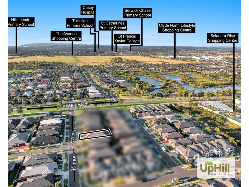 58 Kilmarnock Way, Clyde North VIC 3978