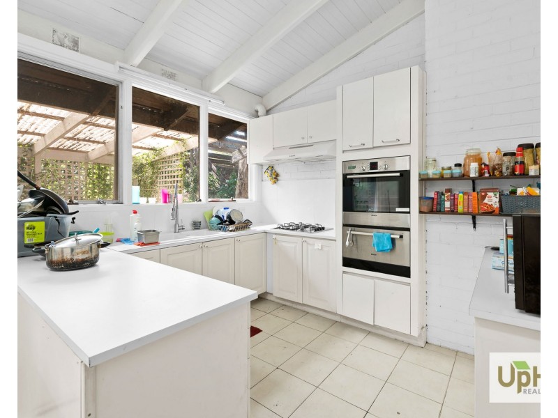 10 Carinya Court, Mount Waverley VIC 3149