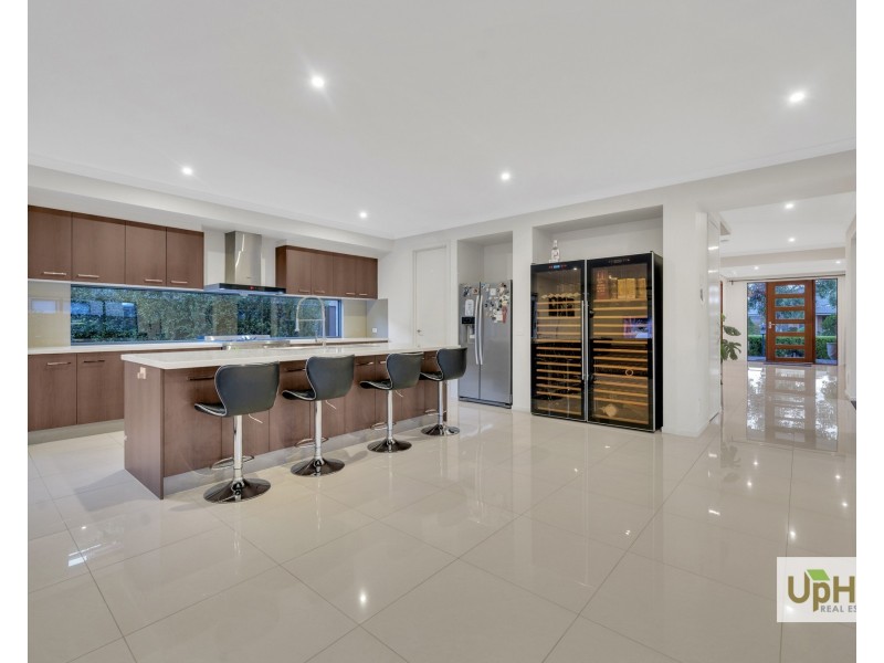 60 Arbourlea Boulevard, Cranbourne North VIC 3977