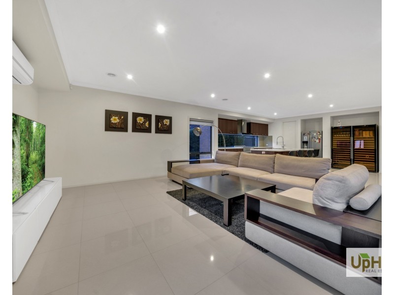 60 Arbourlea Boulevard, Cranbourne North VIC 3977