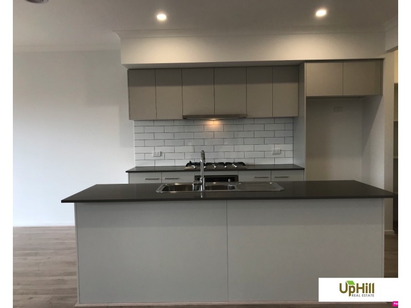 6 Evica Road, Clyde North VIC 3978