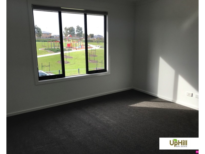 6 Evica Road, Clyde North VIC 3978