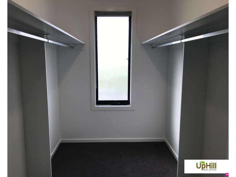 6 Evica Road, Clyde North VIC 3978