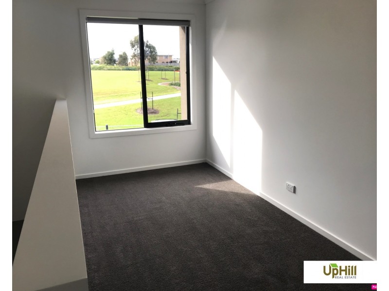 6 Evica Road, Clyde North VIC 3978