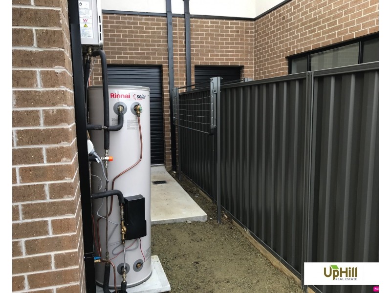 6 Evica Road, Clyde North VIC 3978