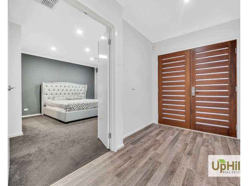 30 Castillo Avenue, Clyde North VIC 3978