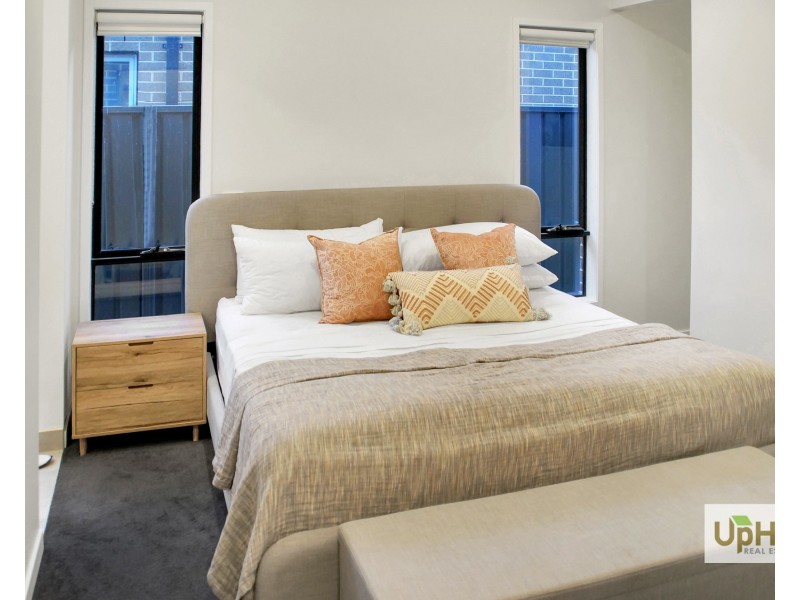 86 Yaralla Circuit, Clyde VIC 3978