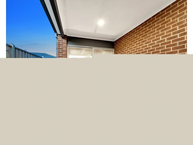 36 SIMMENTAL DRIVE, Clyde North VIC 3978