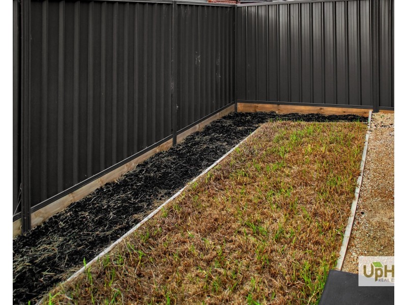 98 Yaralla Circuit, Clyde VIC 3978