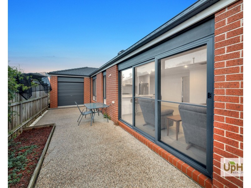 23 Cavendish Avenue, Clyde VIC 3978