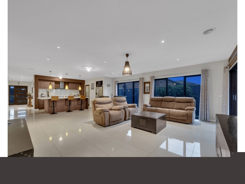 20 Avisha Way, Narre Warren VIC 3805