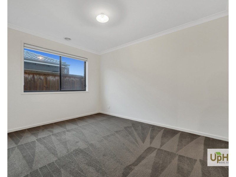6 Bellman Avenue, Clyde VIC 3978