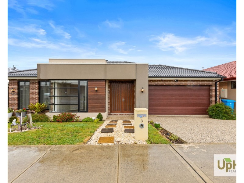 3 Bellhaven Circuit, Clyde North VIC 3978
