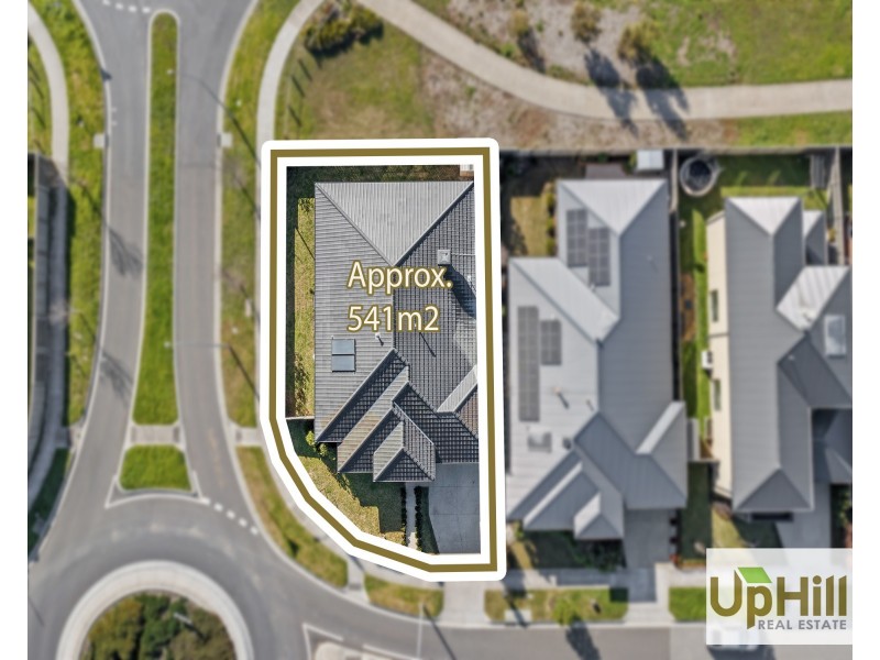 43 Cottongrass Avenue, Clyde North VIC 3978