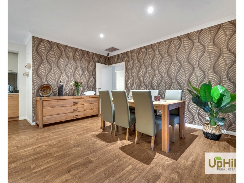 19 Yearling Crescent, Clyde North VIC 3978