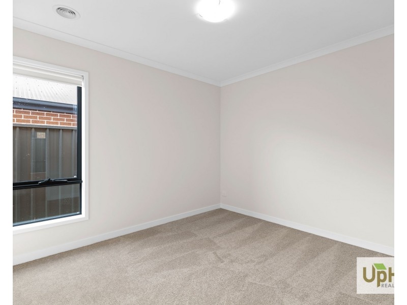 88 Yaralla Circuit, Clyde VIC 3978