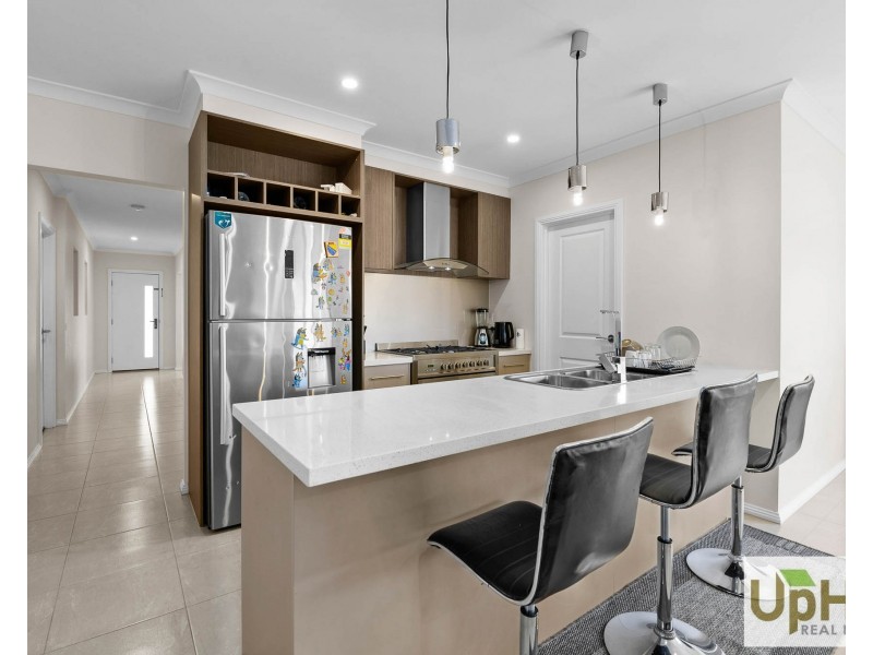 19 Jasper Way, Officer VIC 3809