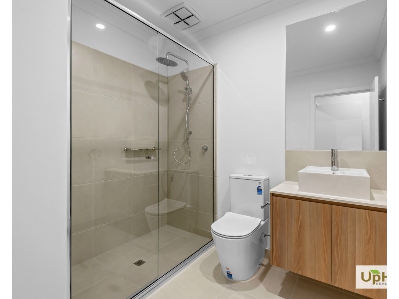 38 Carnival Boulevard, Berwick VIC 3806