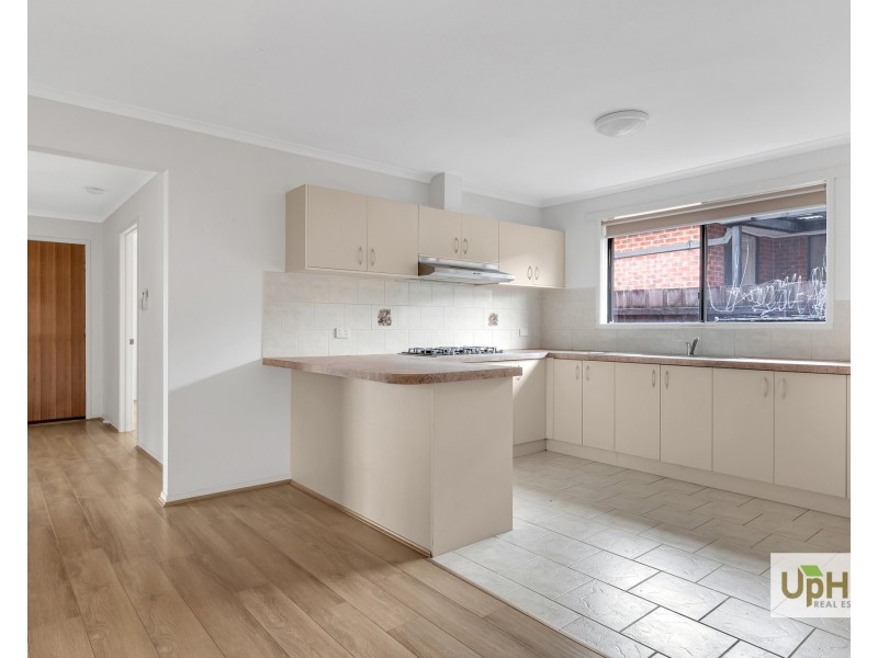 18 Rendell Place, Hampton Park VIC 3976