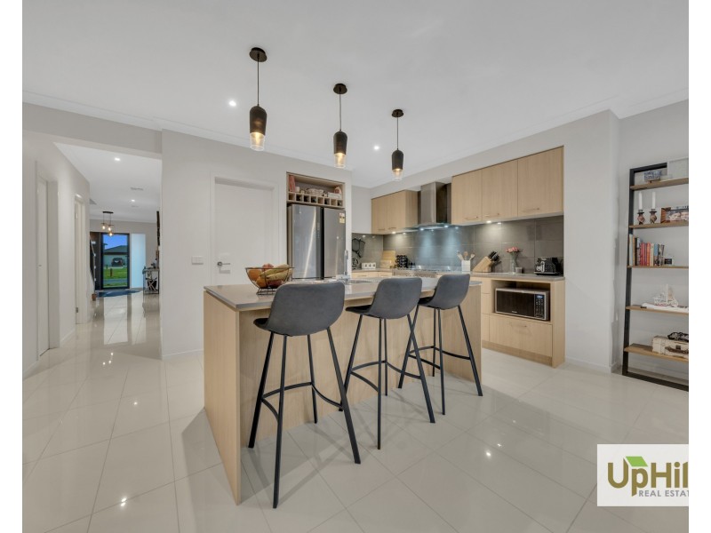 23 Tideswell Street, Clyde North VIC 3978