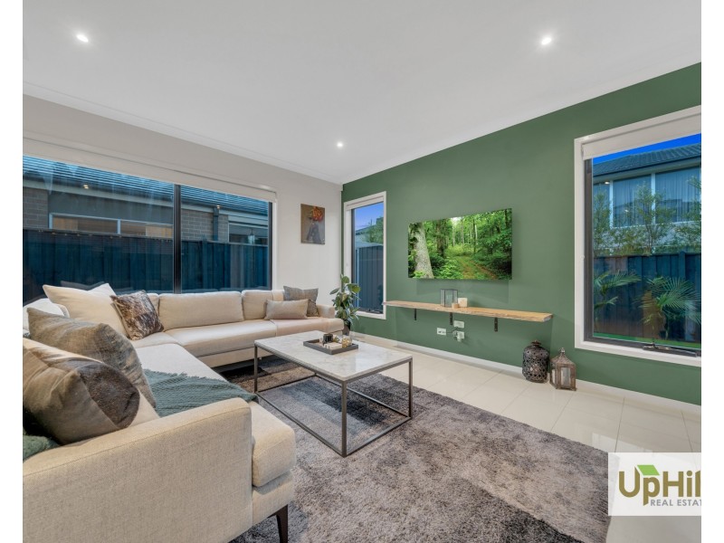 23 Tideswell Street, Clyde North VIC 3978