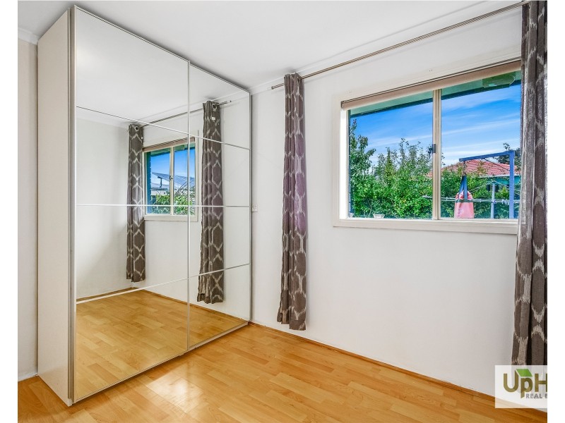 4 Greenmount Close, Narre Warren VIC 3805