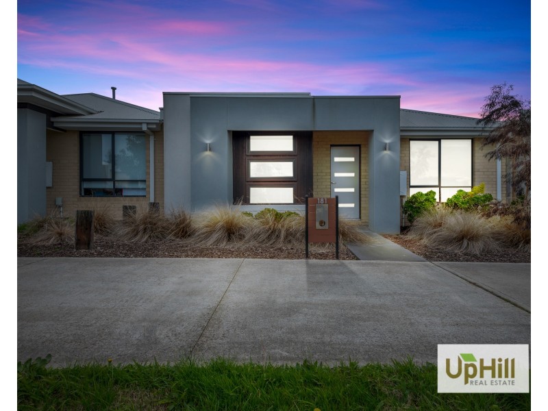 59 Karawarra Circuit, Cranbourne North VIC 3977