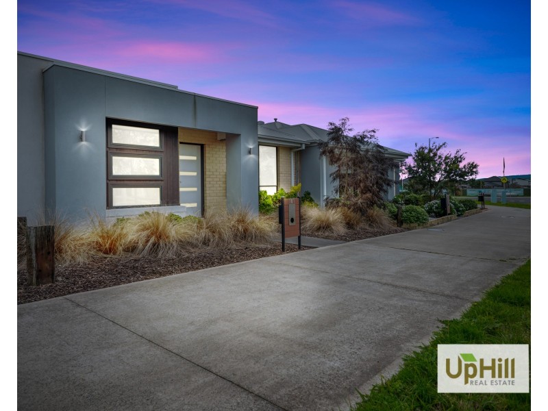 59 Karawarra Circuit, Cranbourne North VIC 3977