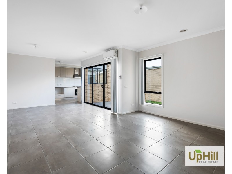 59 Karawarra Circuit, Cranbourne North VIC 3977