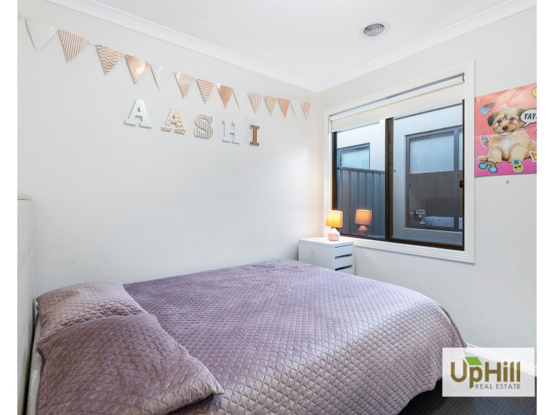 45A Wilkiea Crescent, Cranbourne North VIC 3977