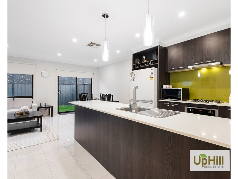 45A Wilkiea Crescent, Cranbourne North VIC 3977