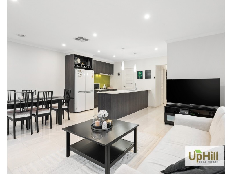 45A Wilkiea Crescent, Cranbourne North VIC 3977