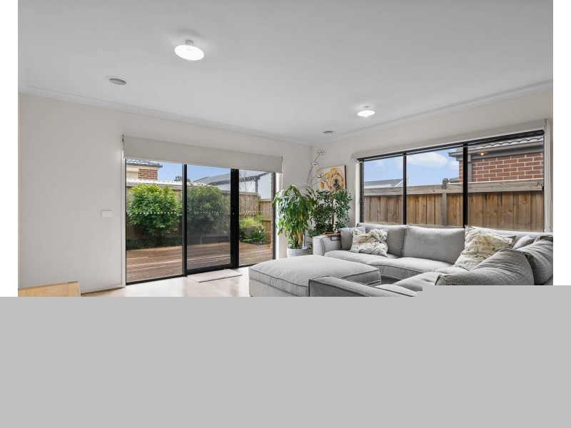 20 Mahal Drive, Clyde North VIC 3978