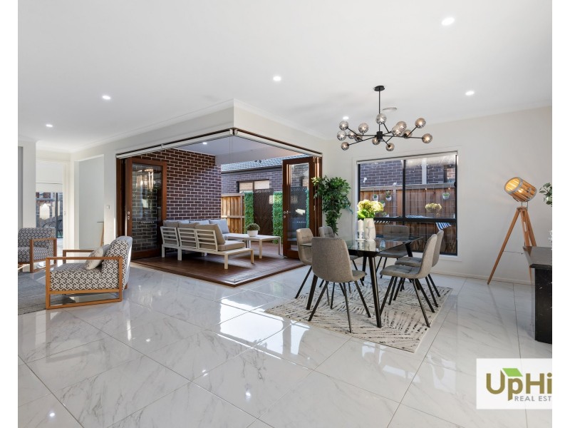 30 Appenzeller Drive, Clyde North VIC 3978