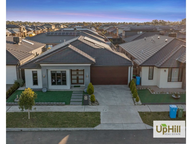 30 Appenzeller Drive, Clyde North VIC 3978