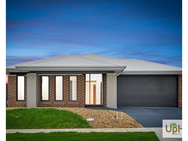 92 Yaralla circuit, Clyde VIC 3978