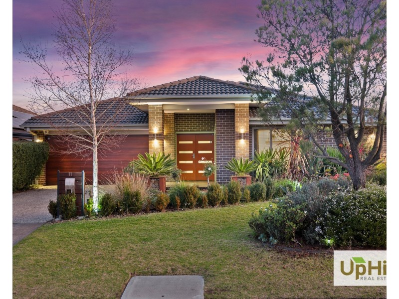 11 Wattle Valley Close, Lyndhurst VIC 3975