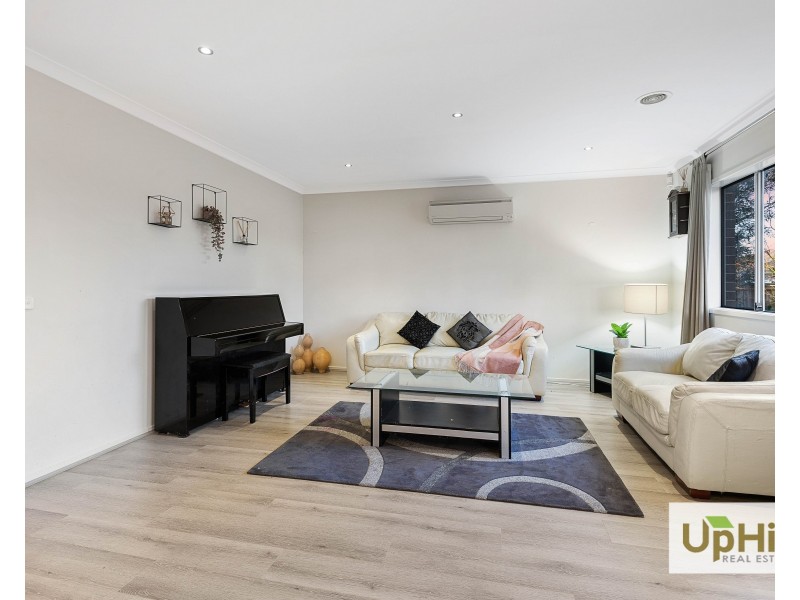 11 Wattle Valley Close, Lyndhurst VIC 3975