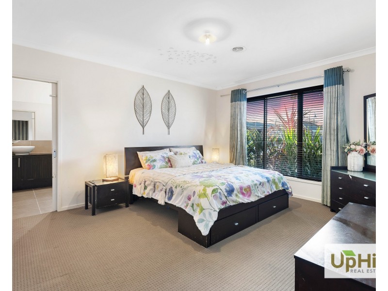 11 Wattle Valley Close, Lyndhurst VIC 3975