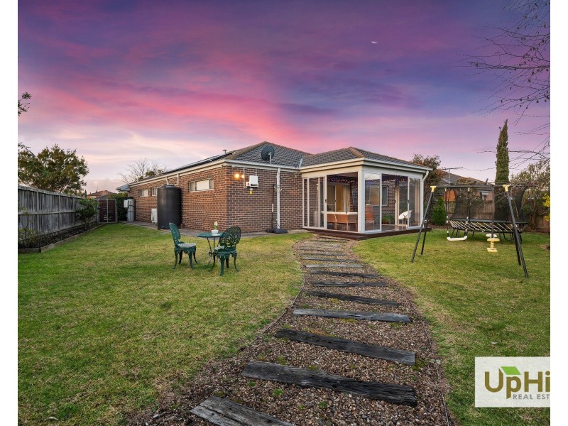 11 Wattle Valley Close, Lyndhurst VIC 3975